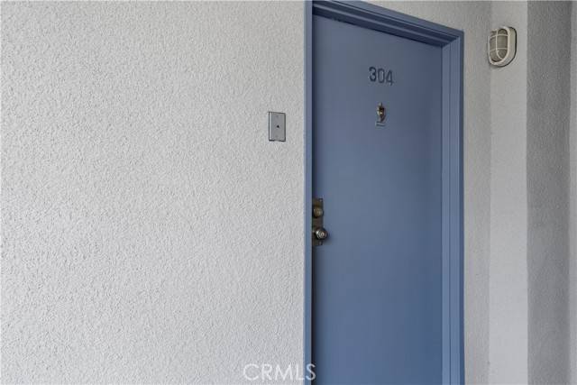 Sherman Oaks, CA 91403,14859 Moorpark Street #304