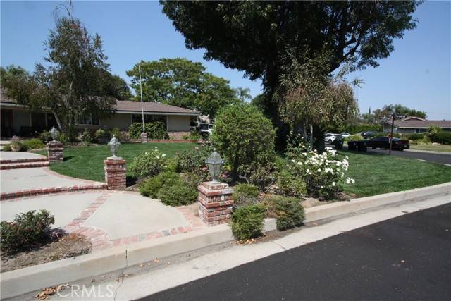 Northridge, CA 91324,9423 Beckford Avenue