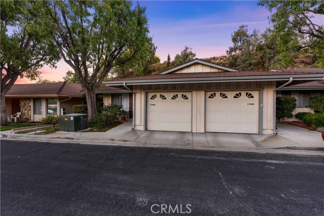 Newhall, CA 91321,19400 Flowers Court