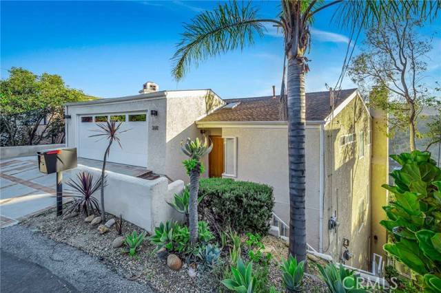 Studio City, CA 91604,3681 Alta Mesa Drive