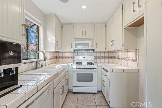 Canyon Country, CA 91387,27945 Tyler Lane #344