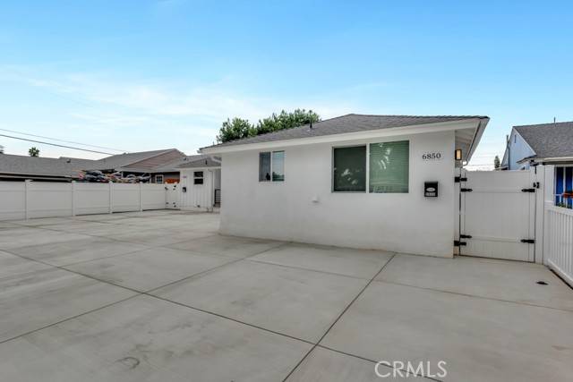 Reseda, CA 91335,6852 Claire Avenue