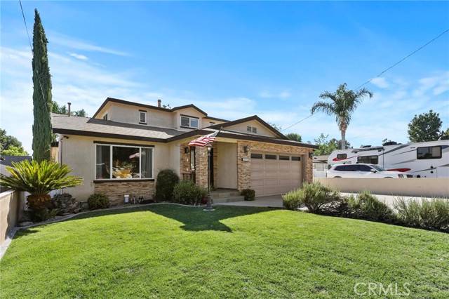 Newhall, CA 91321,25208 De Wolfe Road