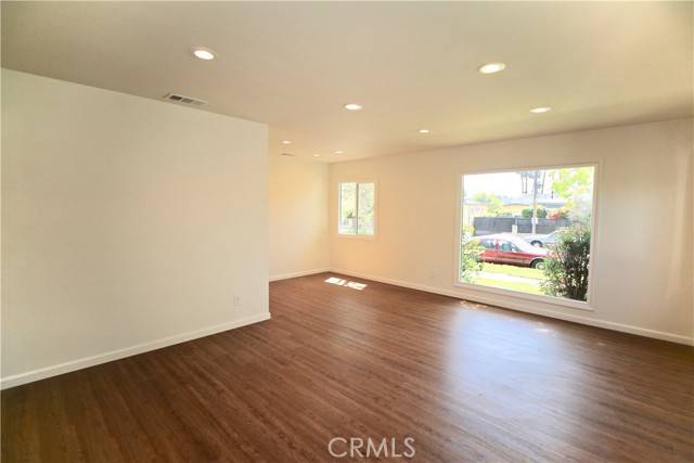 Panorama City, CA 91402,8738 Tilden Avenue