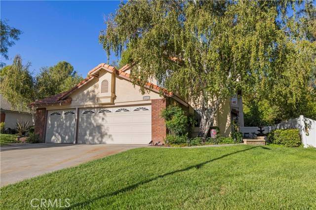 Canyon Country, CA 91351,26619 Purple Martin Court