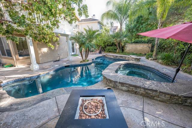 Valencia, CA 91354,27931 Balsam Court