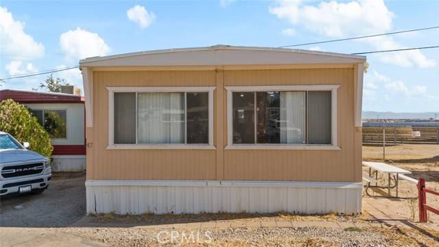 Rosamond, CA 93560,1258 W Rosamond