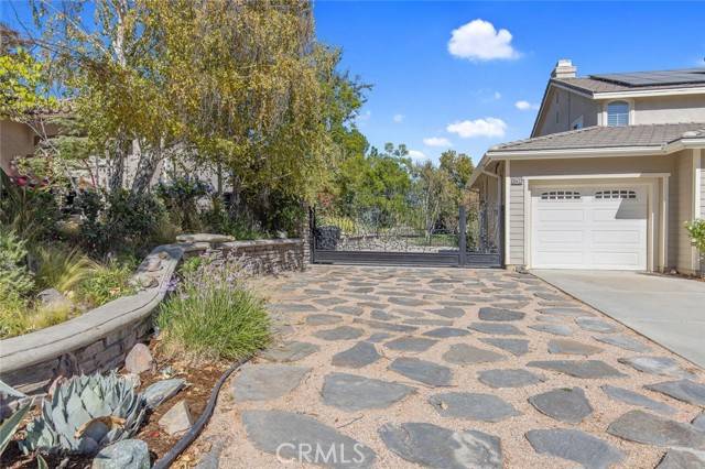 Castaic, CA 91384,30433 Hidden Valley Court