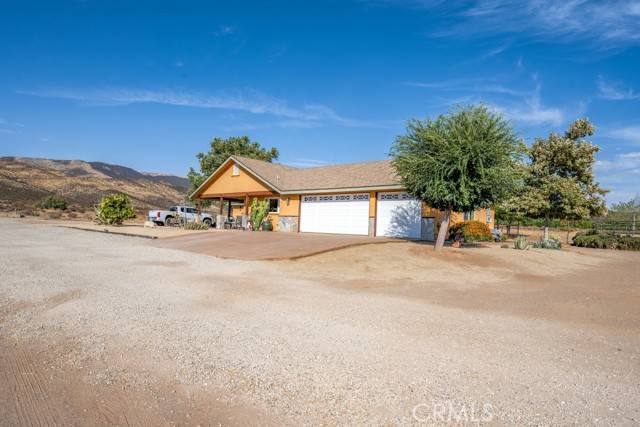 Agua Dulce, CA 91390,34554 Koontz Road