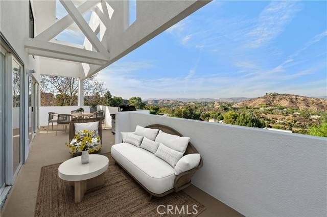 Calabasas, CA 91302,23625 Summit Drive