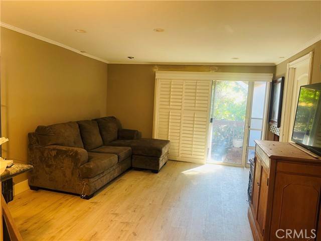 Canoga Park, CA 91303,7131 Farralone Avenue #40