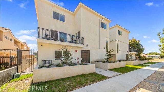 Granada Hills, CA 91344,17154 Chatsworth Street #1