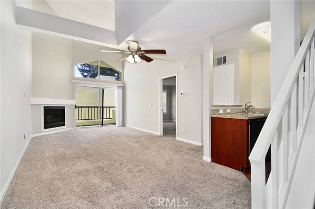 Woodland Hills, CA 91367,5500 Owensmouth Avenue #311