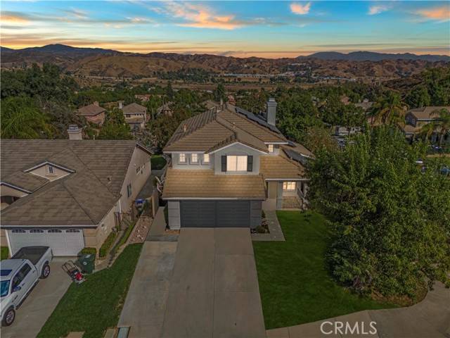 Castaic, CA 91384,30352 Falls Drive