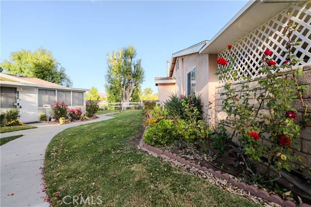 Newhall, CA 91321,19204 Avenue Of The Oaks #E