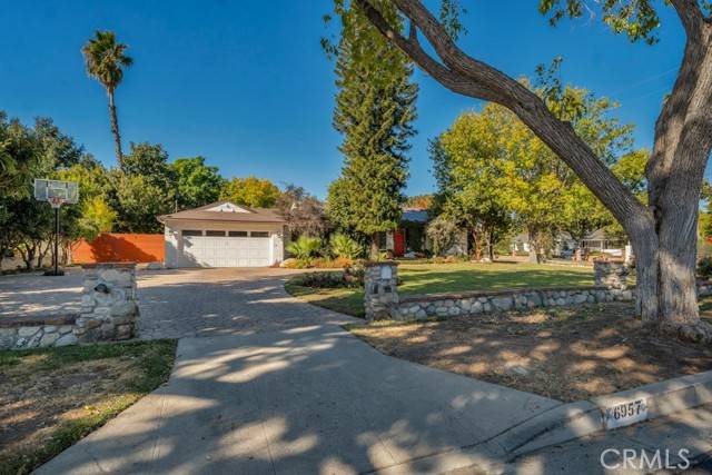 Lake Balboa, CA 91406,6957 Wish Avenue