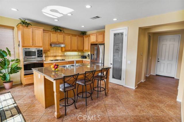 Canyon Country, CA 91387,17336 Blue Aspen Lane