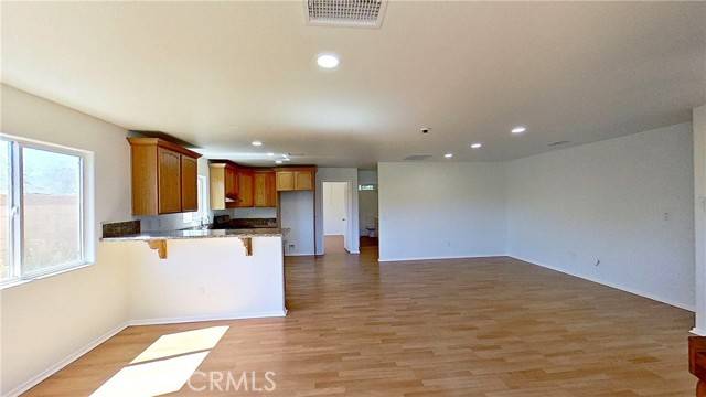 Palmdale, CA 93550,38553 4th Street