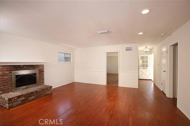 La Crescenta, CA 91214,3711 Los Olivos Lane