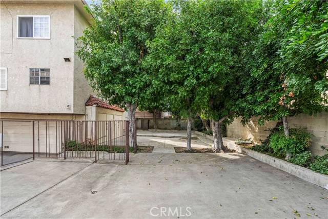 Panorama City, CA 91402,8927 Cedros Avenue #4