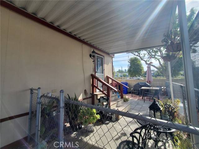 Canyon Country, CA 91351,20401 Soledad Canyon Rd #203