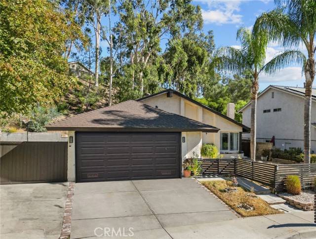 Saugus, CA 91350,21933 Scallion Drive