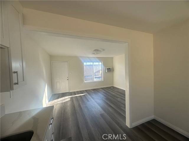 Norwalk, CA 90650,14505 Alburtis Avenue #4