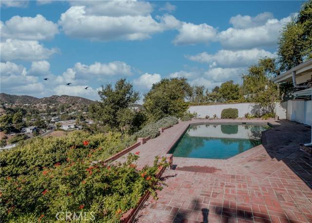 Encino, CA 91436,3551 Westfall Drive