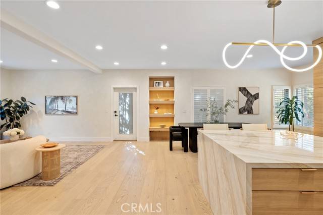 Studio City, CA 91604,3600 Coldwater Canyon Avenue