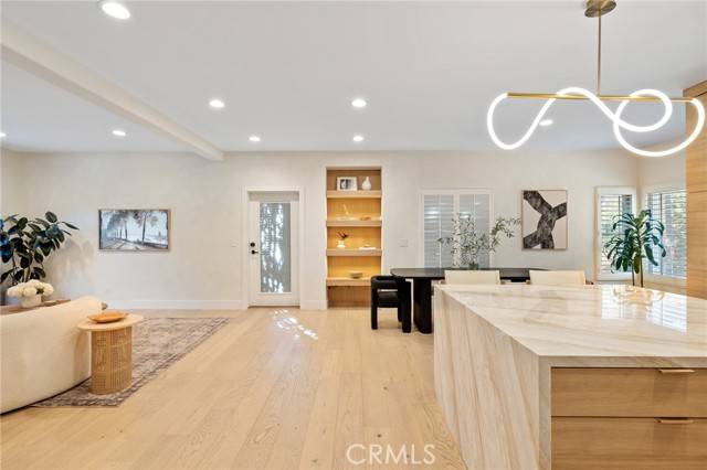 Studio City, CA 91604,3600 Coldwater Canyon Avenue