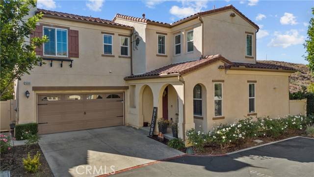 Newhall, CA 91350,26008 Lindale Place