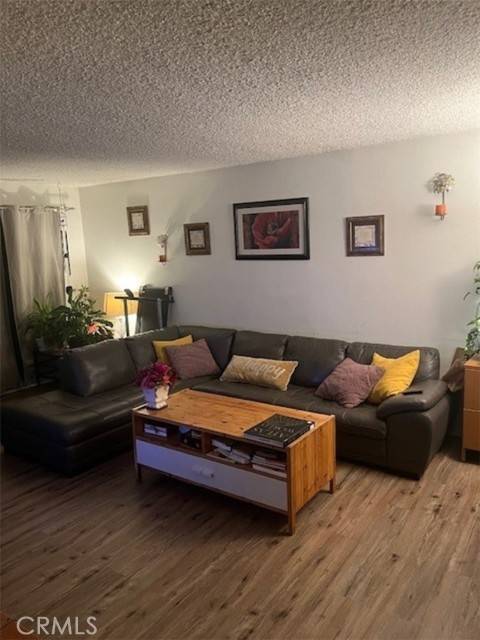 Tarzana, CA 91356,18307 BURBANK Boulevard #41