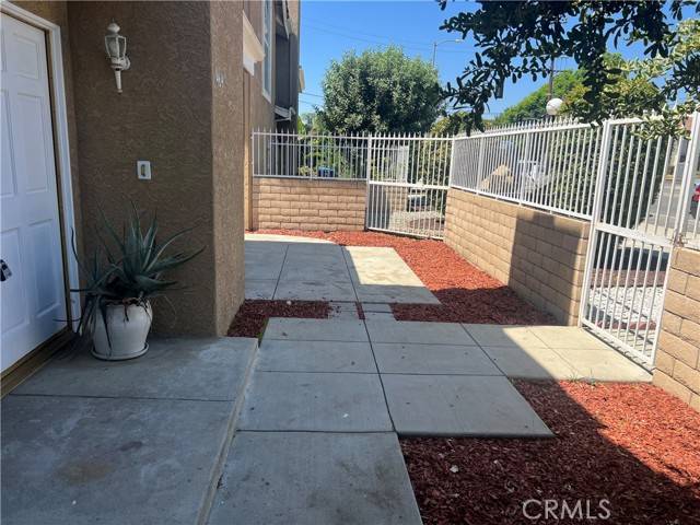 Panorama City, CA 91402,9442 Sylmar Avenue #2