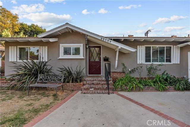 Canoga Park, CA 91304,22124 Lanark Street