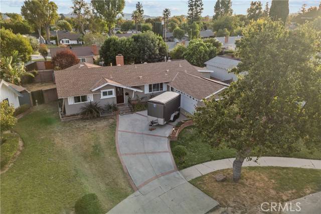 Canoga Park, CA 91304,22124 Lanark Street