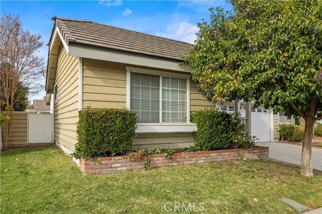 Valencia, CA 91355,23917 Ranney House Court