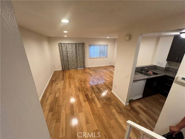 Sylmar, CA 91342,13701 Hubbard Street #30