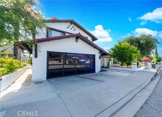 West Hills, CA 91304,8418 Pinelake Drive