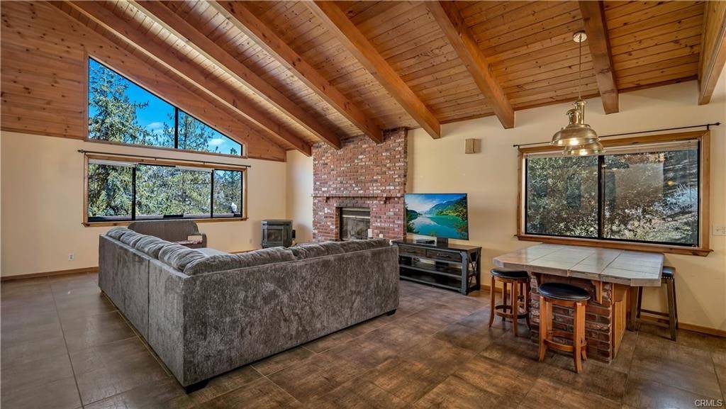 Pine Mountain Club, CA 93222,15612 San Moritz Drive