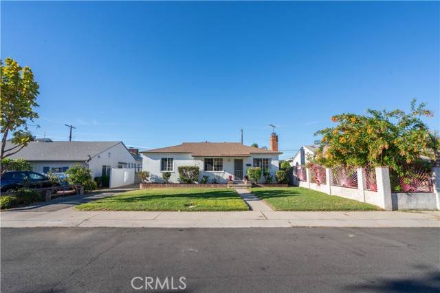 Panorama City, CA 91402,8607 Stansbury Avenue