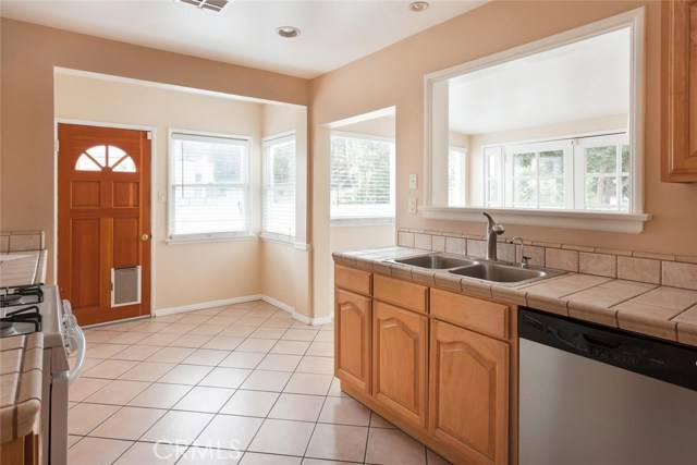 Encino, CA 91316,4808 Genesta Avenue
