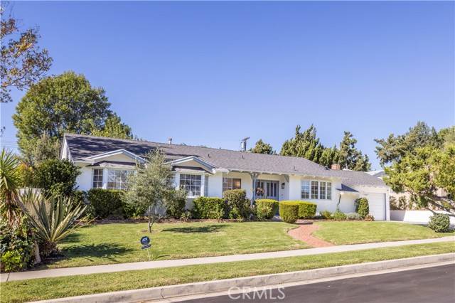 Porter Ranch, CA 91326,10847 Etiwanda Avenue