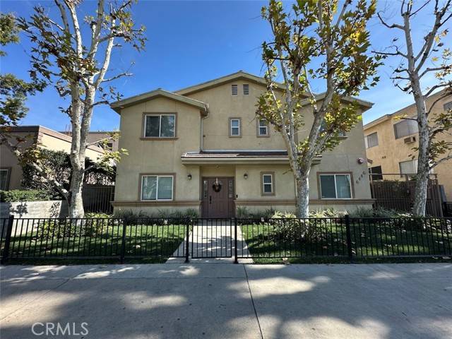 Lake Balboa, CA 91406,6446 Woodley Avenue #2