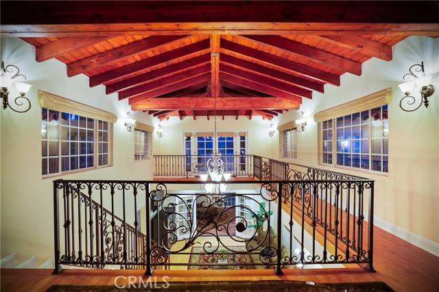 Toluca Lake, CA 91602,10655 Camarillo Street