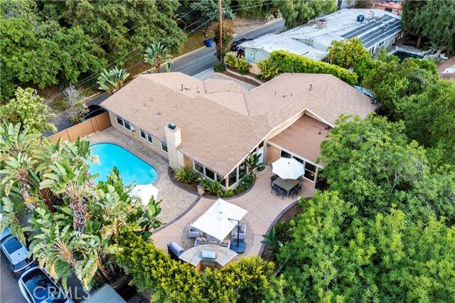 Sherman Oaks, CA 91423,3551 Knobhill Drive