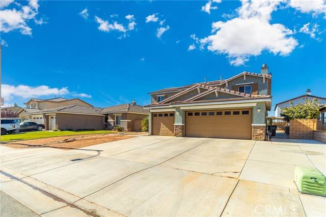 Lancaster, CA 93536,43701 Tahoe Way