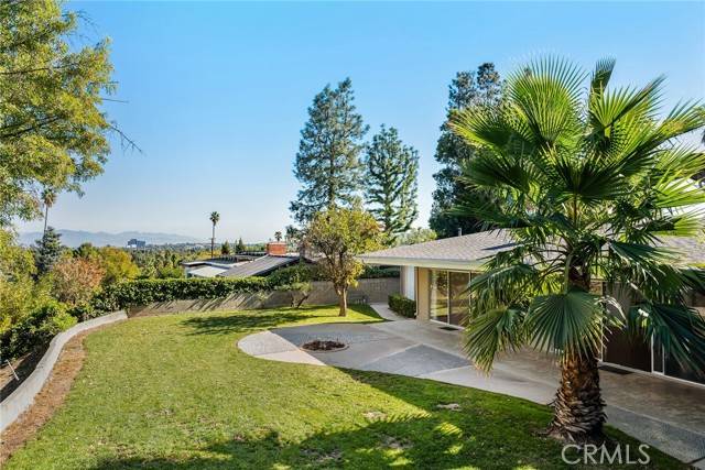 Woodland Hills, CA 91367,5618 Wilhelmina Avenue