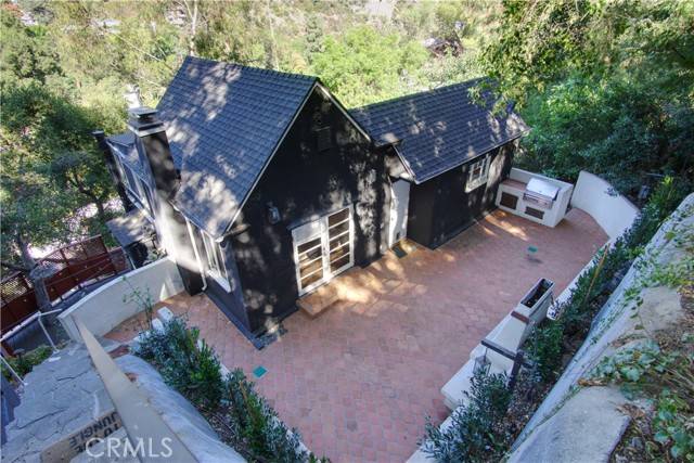 Los Angeles, CA 90046,8316 Maple Drive