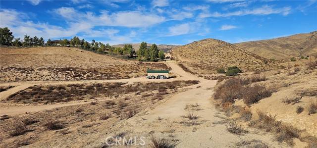 Agua Dulce, CA 91390,0 Carrie