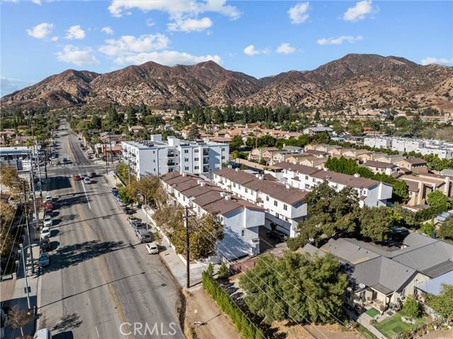 Sylmar, CA 91342,13522 Glenoaks Boulevard #4